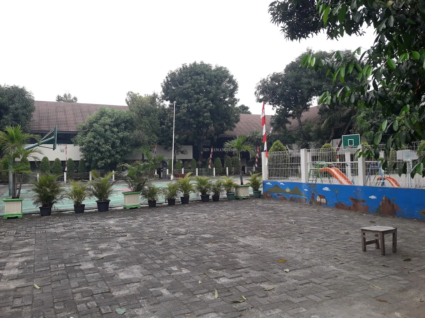 Layanan Publik